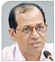 মাতৃদুগ্ধের উপকারিতা সবাইকে জানাতে হবে